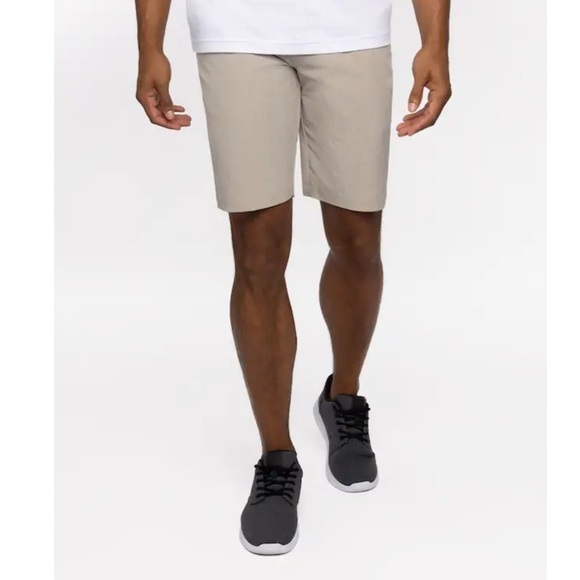Travis Mathew Men’s Beck Flat Front Chino Hybrid Shorts Size 38 New with tags - Picture 1 of 10